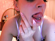 anyaaaa741 с игрушкой