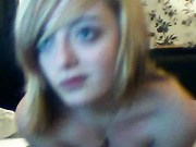 Сиськастая блондинка