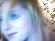 Сиськастая блондинка