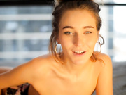 kirsten_xxx touch in clit