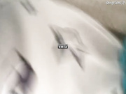 damerea показывает себя в туалете учаги