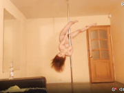 Aariella на пилоне