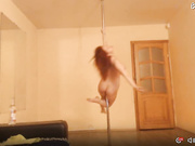 Aariella на пилоне