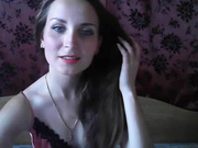 virginiaxxx мастурбирует в белых чулочках