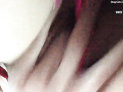 Nicol дрочит в авто