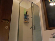 Aariana4u shower show