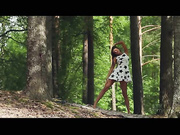 Маша Рябушкина в лесу 2