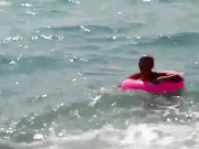 Отсос на море