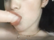 дырки Noeelly крупным планом