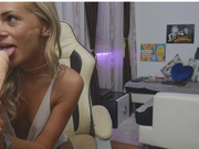 tickle_my_pickle07 blow job dildo