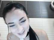 astartax в душе моет киску