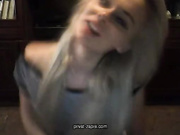 блондиночка