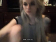 блондиночка