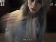 блондиночка