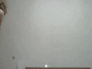 Secretbaby мастурбирует