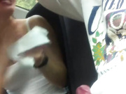 МИЛФ проститутка в машине отсасывает