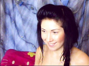 Amia показывает свои прелести