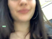 Sofabeatiful раздевается в туалете супермаркета