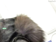 Sofabeatiful раздевается в туалете супермаркета