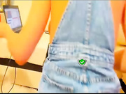 _Melomanka_шалит с попкой