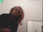 ButterflySay в общественном туалете