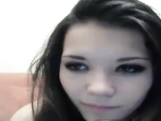 kisa04 мастурбирует c игрушкой