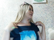 Студентка жарит себя