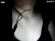 Niimfo4ka мастурбирует морковкой,витаминовая атака