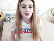 lilyhotbrunette