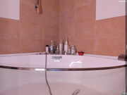 SexySabotage в душевой