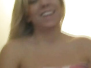 Приключение молодой парочки в спальне