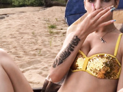 _Queen_Maria_ - трахает себя дилдо на природе