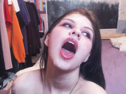 Migurtt сучке обкончали лицо