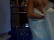 Янка-хулиганка в простыне