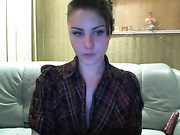 Грудастая Julin не жалеет ни одной дырки