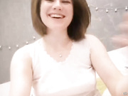 Luybov111 - милашка показывает свои прелести