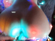 Your-Sunlight - ублажает подружку вибратором