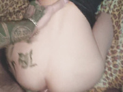 Маленькая Соня дает в жопу