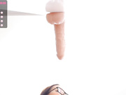 Vivien_ - сексуальная растяжка голышом