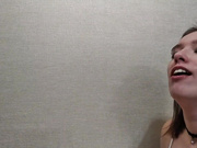 Krisandick сосет глубоко хуй и лижет задницу