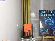 SweetButtocks - сосёт двойной дилдо