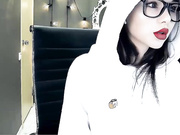 hollyextra