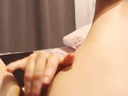 6901 Пустила струйку и отмудохала обе дырки