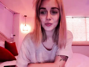 Sonya-mo танцует стриптиз