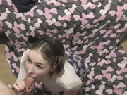 Sweetystrawberry сосет большой член