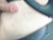 дрочит раба