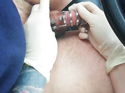 дрочит раба