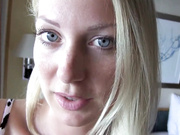 7020 Брызнул хрен знает чем