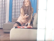 Goodwitch на диване