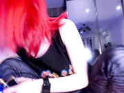 Duff_Buffs сосёт член